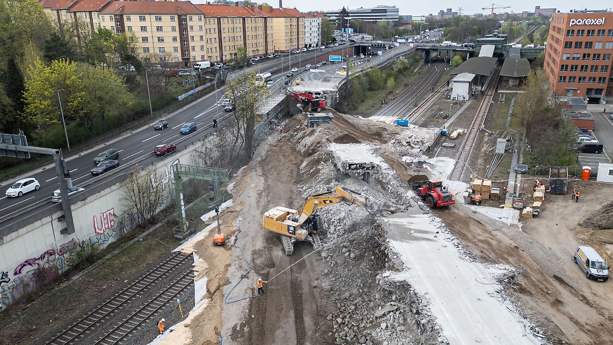 Berlin & Brandenburg: Neubau der Westendbrücke beginnt