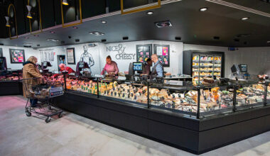 Von Champagner bis Pausenbrot – wie Edeka Maaß Premium und Sparpreis unter ein Dach bringt