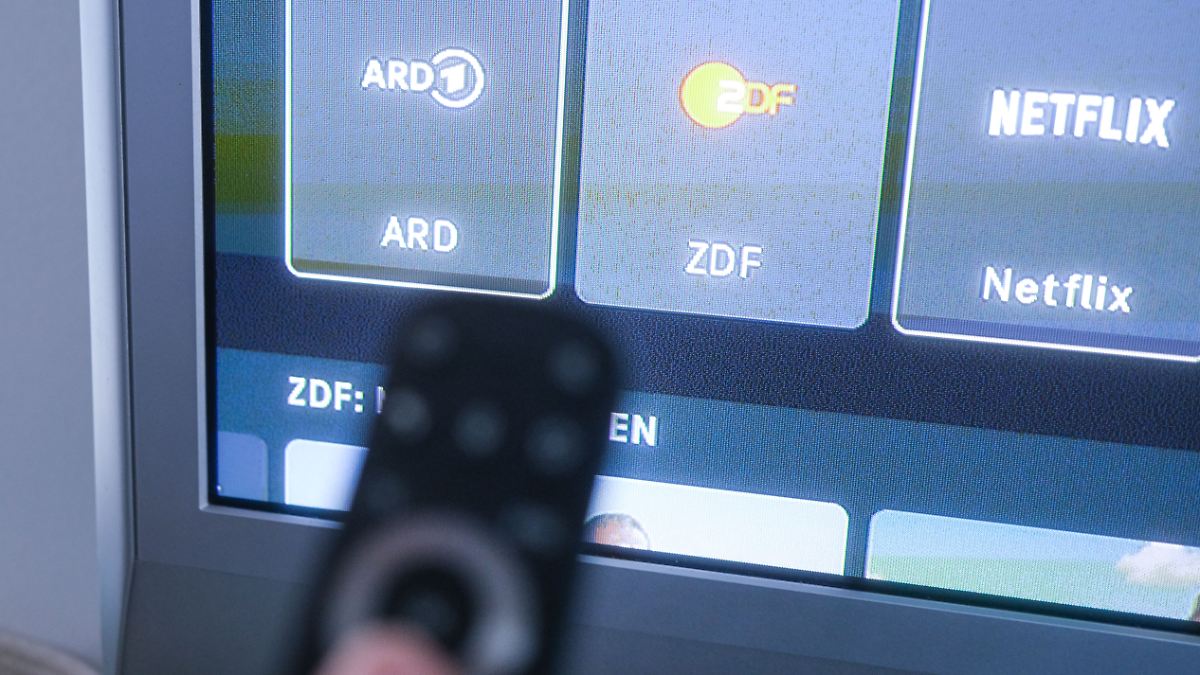 Erhöhung um 28 Cent: Bericht: Empfehlung des Rundfunkbeitrags fällt überraschend geringer aus