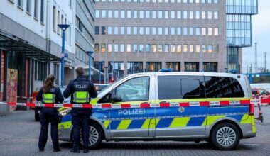 Bombendrohung gegen Banken: Polizei sperrt stundenlang Innenstadt von Mönchengladbach