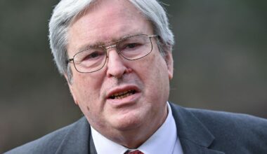 Berlin & Brandenburg: Kein Beraterjob für Ex-Minister - Gericht lehnt Anträge ab