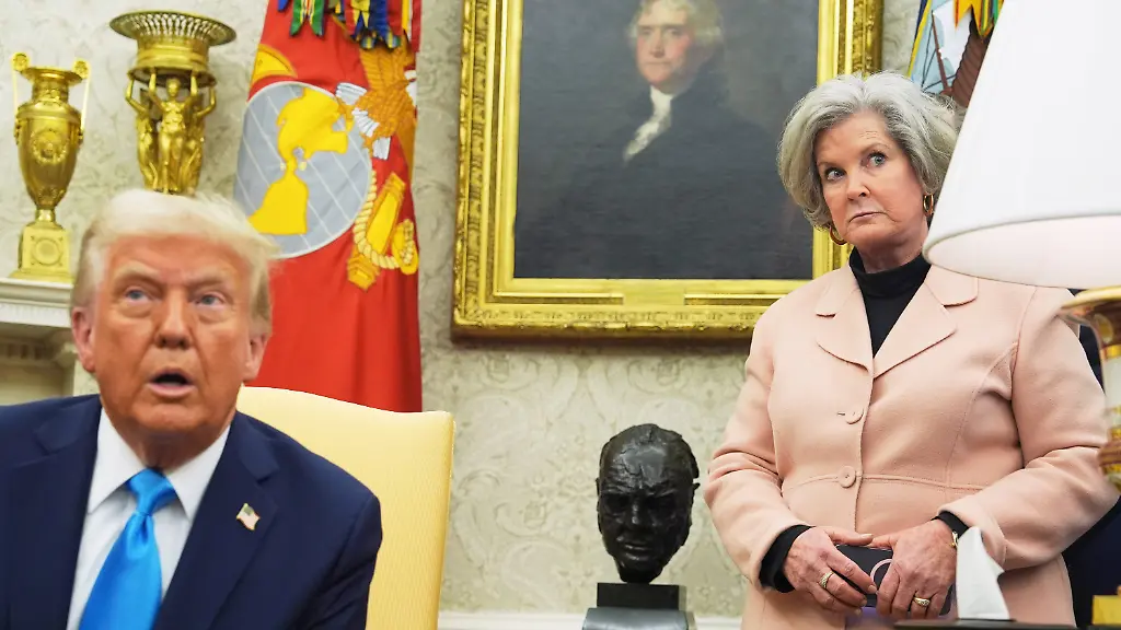 FILE-White-House-chief-of-staff-Susie-Wiles-listens-as-President-Donald-Trump-meets-with-Israel-s-Prime-Minister-Benjamin-Netanyahu-in-the-Oval-Office-of-the-White-House-Feb-4-2025-in-Washington