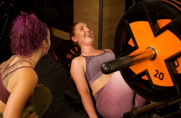 Moderne Trainingsfläche in Elberfeld: FitX eröffnet viertes Studio in Wuppertal