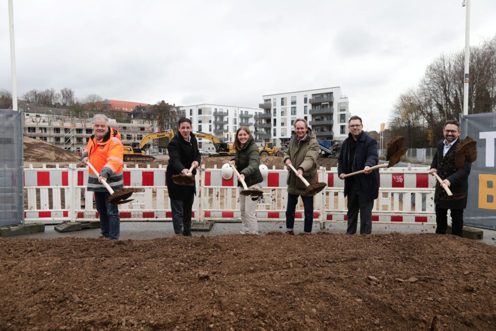 Wuppertal: Spatenstich für letzten Bauabschnitt im Parkquartier Heubruch