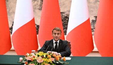 "Ist das schlimmste Szenario": Macron droht China mit Zöllen