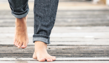 Mit der Vhs Flintbek geht es entspannt und gut gelaunt durch den Januar: Tageskurs "Nacken und Schultern auf der Basis der Feldenkrais-Methode", Schnupperworkshop im Line Dance und vieles mehr.