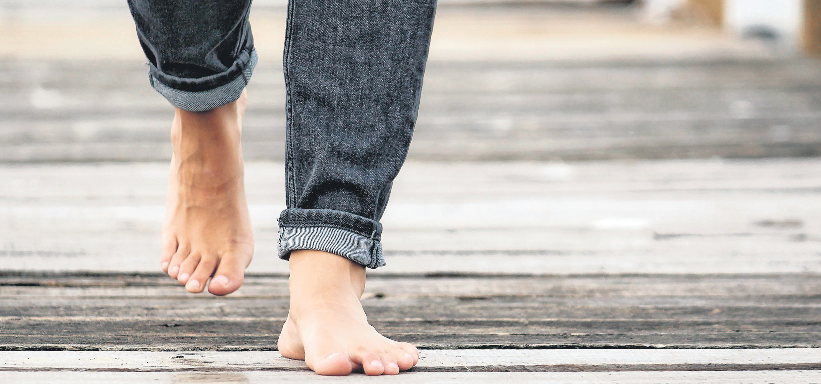 Mit der Vhs Flintbek geht es entspannt und gut gelaunt durch den Januar: Tageskurs "Nacken und Schultern auf der Basis der Feldenkrais-Methode", Schnupperworkshop im Line Dance und vieles mehr.