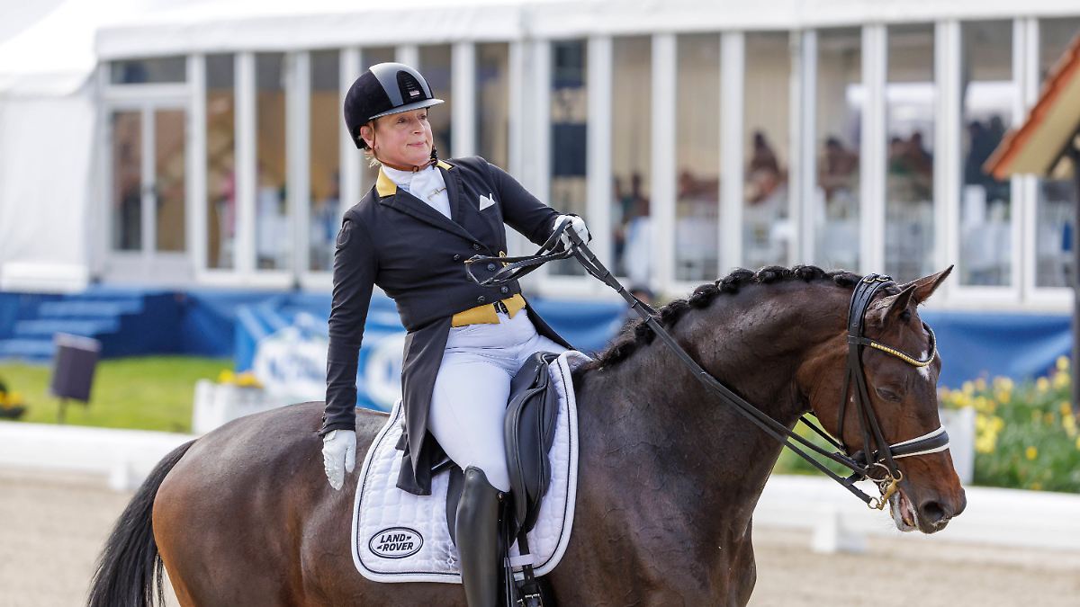 Hagen bei Osnabrück statt Aachen: Reitsport-Verband wendet Blamage zumindest in der Dressur ab