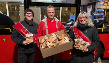 Bürgermeister und Karnevalisten lösen Stadtwette ein – Du bist Halle