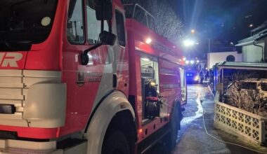 FW-EN: Zwei parallele Brandeinsätze für die Feuerwehr Schwelm