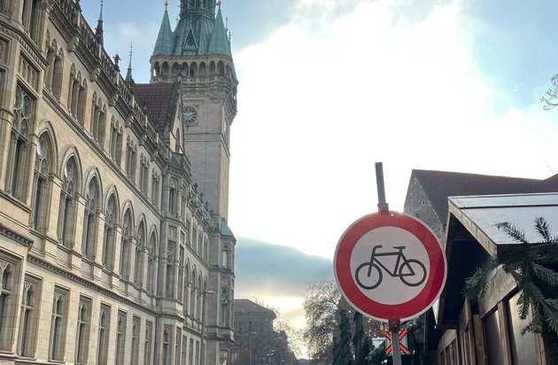 POL-BS: Verkehrskontrollen rund um den Weihnachtsmarkt