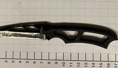 Bundespolizei stellt mehrere Messer und gefährliche Gegenstände sicher