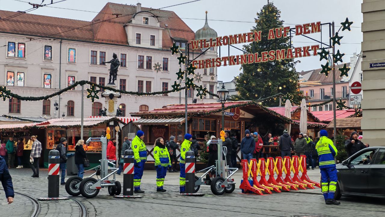 Lichterglanz, Besucher­rekord und Poller-Weltruhm | Die Augsburger Zeitung