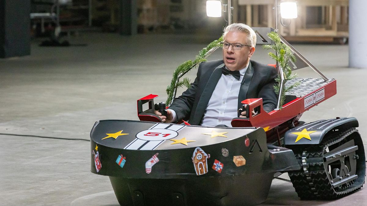 "Die Höhle der Löwen": Frank Thelen scheppert ins Garagentor