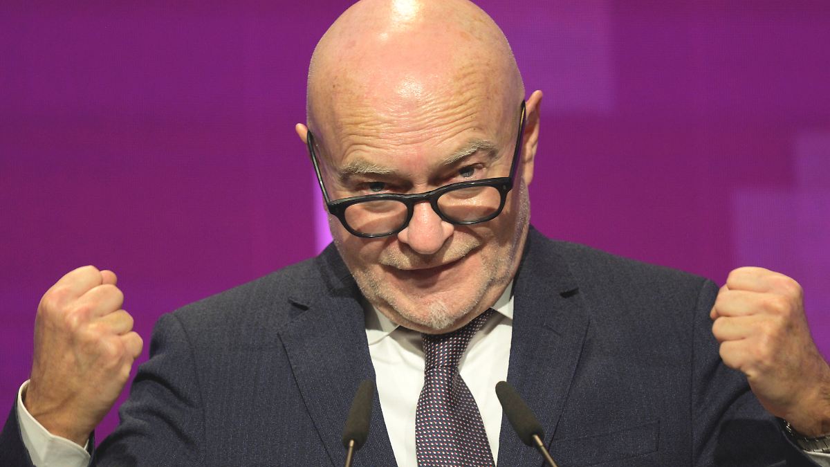 Könnte 2026 Landeschefs stellen: Ex-Verfassungsrichter Di Fabio sieht AfD nicht pauschal als "Nazi-Partei"