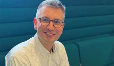 CDU-Landtagsabgeordneter Jens Münster liest zum Bundesweiten Vorlesetag in Bullay und Cochem