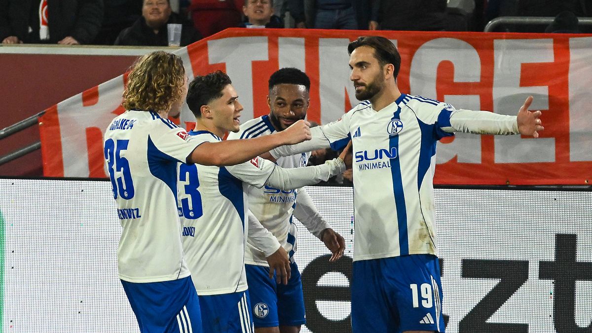 Hannover verzweifelt in Münster: FC Schalke 04 befördert Fortuna in Richtung Abgrund