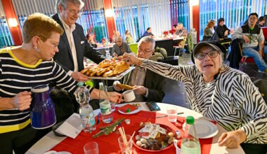 130 Mitmenschen feiern im „Eli“ Weihnachten auf Einladung des Arbeitslosenzentrums