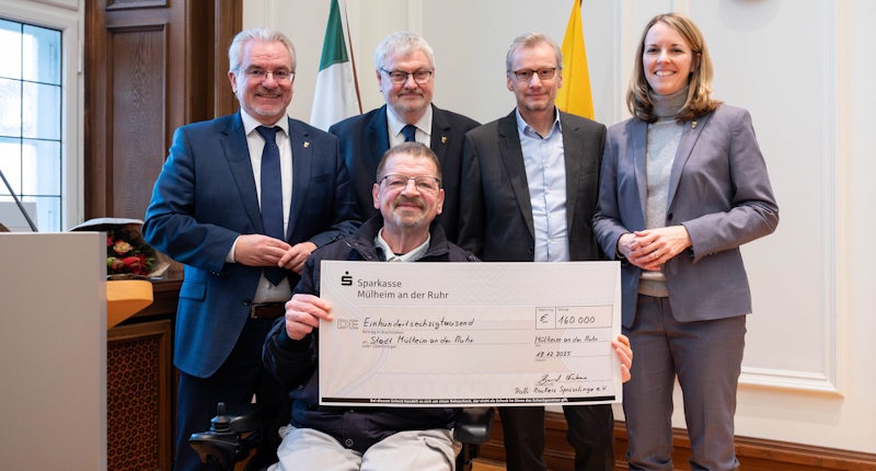 „Rolli Rockers Sprösslinge e.V.“ übergibt weitere 60.000 Euro für inklusiven Spielplatz