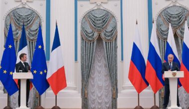 Dennoch kaum Friedenshoffnung: Kreml: Putin will mit Macron sprechen