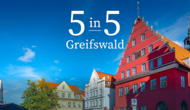 Schwerer Stand für Fotografen + 74-Jährige schmeißt Vereinsheim + Baulücke beim „Treffer“