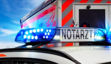 Mainzer Feuerwehr befreit Kind aus Sitzbank