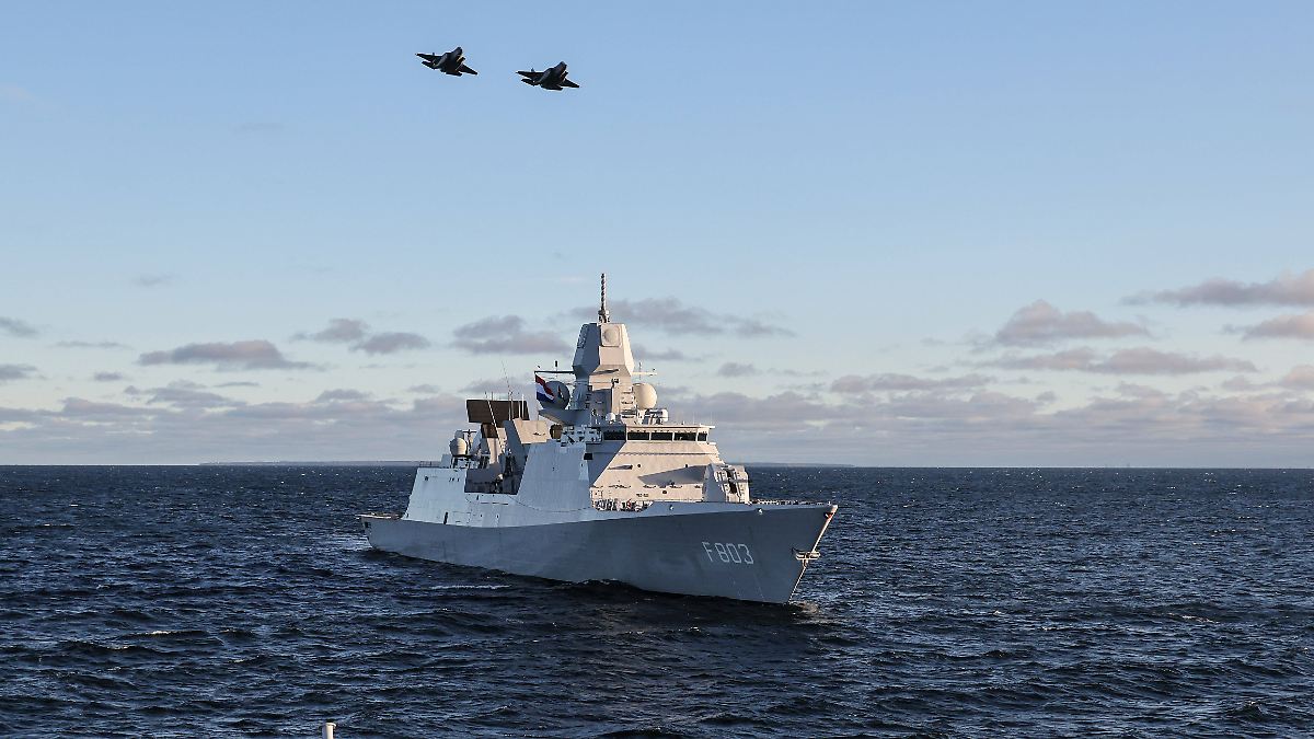 Moskau wird vorsichtiger: Geheimdienstchef: Nato schreckt Russland erfolgreich ab