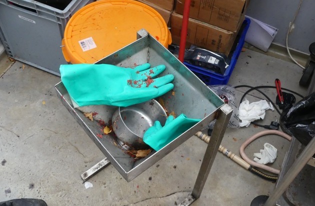 ZOLL-E: Staatsanwaltschaft Düsseldorf und Zollfahndung Essen durchsuchen mutmaßlich ...