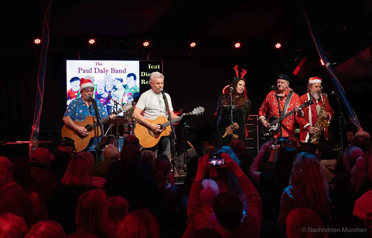 Paul Daly Band und Dieter Reiter begeistern beim Benefizkonzert im Hexenkessel