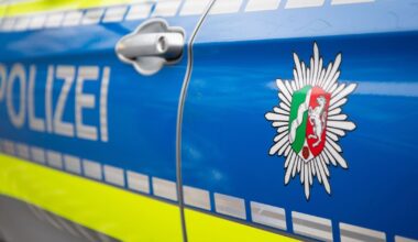 Täter fliehen filmreif mit wertvollem Koffer