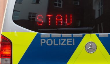 Schulstreik gegen Wehrpflicht in Kiel heute: Einschränkungen für Autofahrer