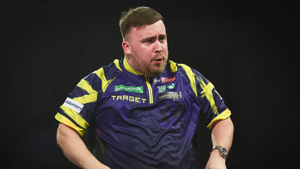 RECORD-DATE-NOT-STATED-29th-December-2025-Alexandra-Palace-London-England-2025-PDC-Paddy-Power-World-Darts-Championship-Day-Sixteen-Luke-Littler-reacts-after-winning-the-fourth-set-in-his-Round-Four-match-against-Rob-Cross-3-1-in-sets-PUBLICATIONxNOTxINxUK-IanxStephen