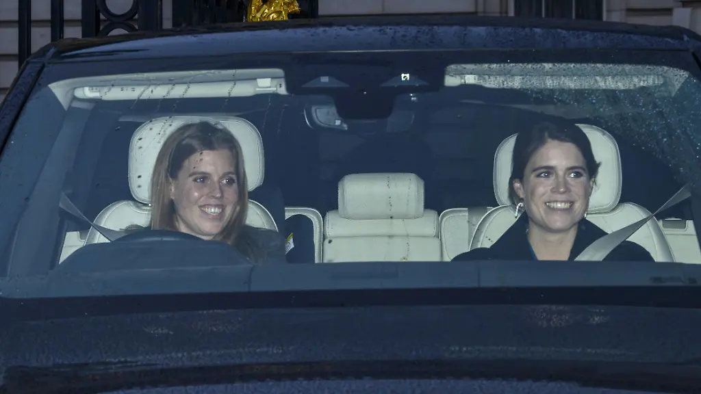 Royal-family-christmas-lunch-at-Buckingham-Palace-Featuring-Princess-Beatrice-and-Princess-Eugenie-Where-London-United-Kingdom-When-16-Dec-2025-Credit-Cover-Images-NOT-AVAILABLE-FOR-HELLO-MAGAZINE