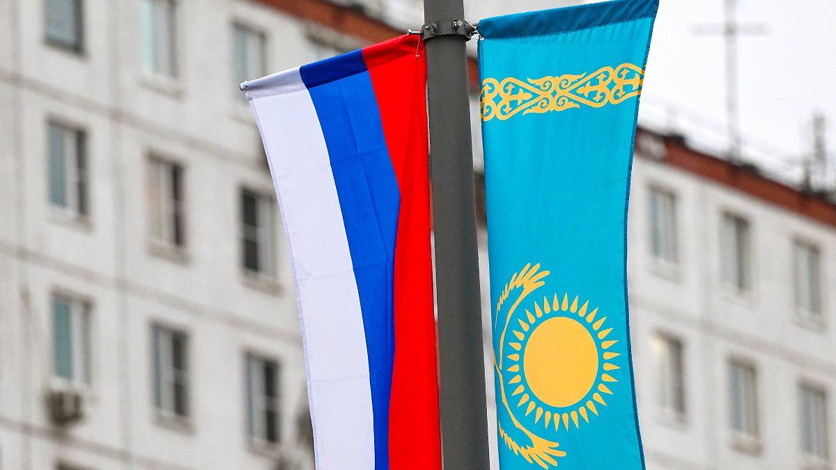 10.000 Lkw und nichts geht voran: Der höllische Stau an der russisch-kasachischen Grenze 