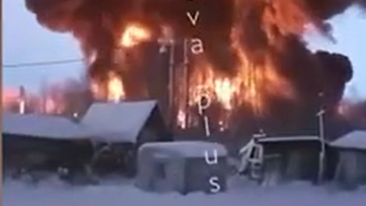 Strategische Reserve angegriffen: Ukraine attackiert Treibstofflager nordöstlich von Moskau