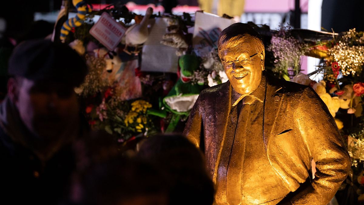 Berlin & Brandenburg: Lübckes Familie war bei Statue-Aufstellung nicht eingebunden