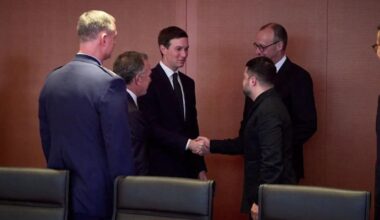 Friedensgespräche in Berlin: Selenskyj zeigt sich bereit für großes Zugeständnis