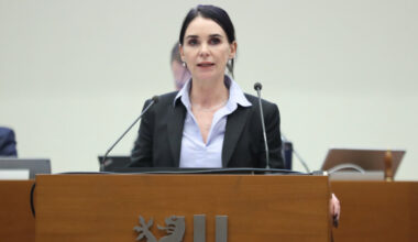 Sylvia Herbst-Weckel.