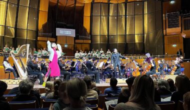 Tonhalle Düsseldorf: Ein weihnachtlicher Vormittag von jungen Menschen für junge Menschen - Ddorf-Aktuell