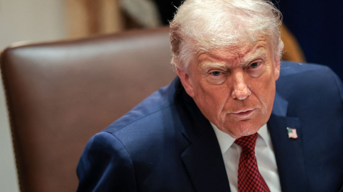 Strafe gegen X scharf kritisiert: Trump: "Europa muss sehr vorsichtig sein"