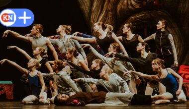 Ballettakademie am Theater Kiel tanzt in Ivanenkos "Schneewittchen" mit