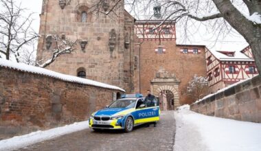 POL-MFR: (1206) Weihnachtsfeiertage und Jahreswechsel 2025/2026 - Erreichbarkeit der ...