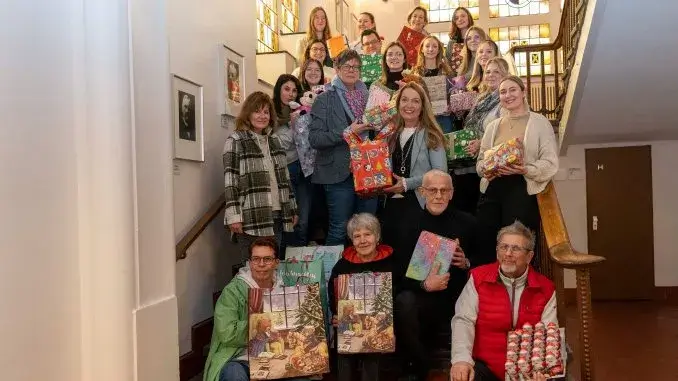 Kaufleute erfüllen Wünsche von Kindern