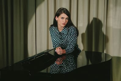 Ein Hit aus dem Scheitern an "Bohemian Rhapsody": Die Londonerin Sienna Spiro ist auf dem Weg zum Star. In ihrer Heimat Großbritannien wird die 20-Jährige bereits mit Adele verglichen.