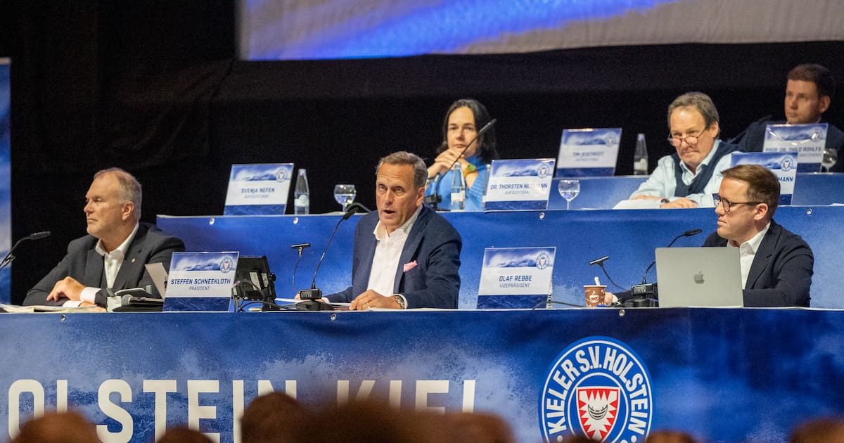 Präsident Schneekloth verspricht Freibier für die Fans