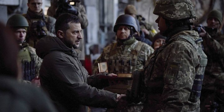 „Wir werden den Vorschlag für ein trilaterales Treffen zwischen der Ukraine, den USA und Russland unterstützen.“