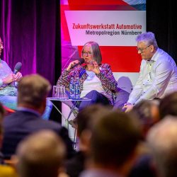 Auch der etablierte Branchengipfel für die regionale Zulieferindustrie „Zukunftswerkstatt Automotive Metropolregion Nürnberg“ mit jährlich rund 350 Teilnehmenden wird 2026 wieder stattfinden. Foto: Marcus Rebmann/Kulturidee