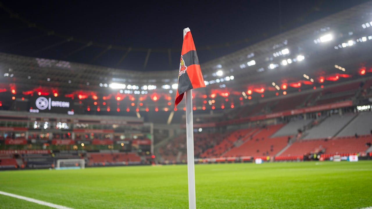 Bundesliga: Fans boykottieren Spiel: Wirbel um Kontrollen vor Rhein-Derby | Sport