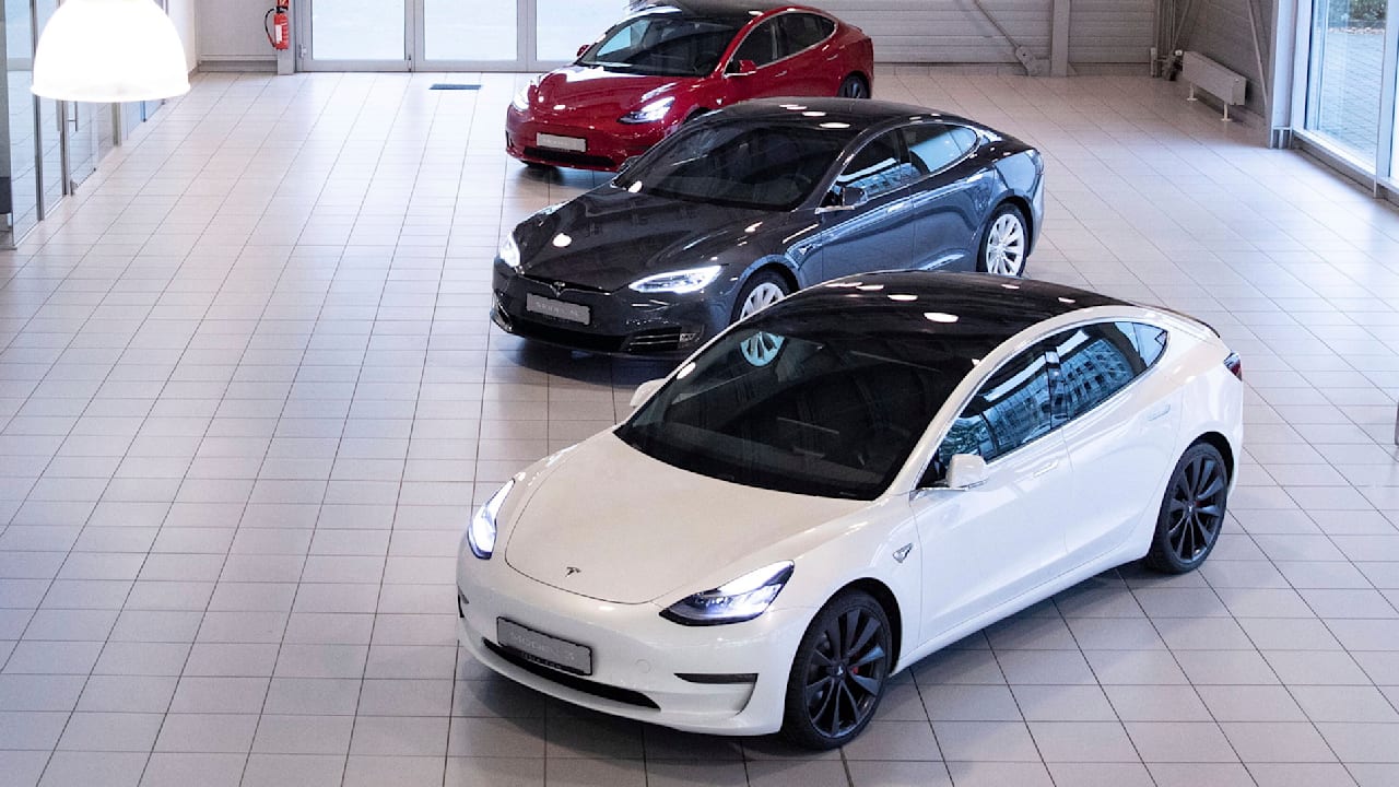 Massenklage nach BGH-Urteil: Bekommen Tesla-Kunden ihr Geld zurück? | News