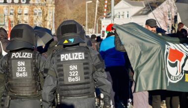 Antifa-Demonstration in Schwarzenberg - Polizei mit Großaufgebot